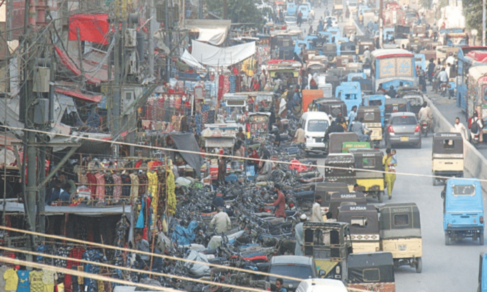 Road Closures in Karachi Continue Amid MWM Protests on Day Nine